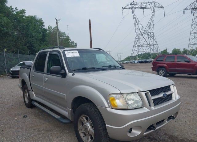 2004 FORD Explorer