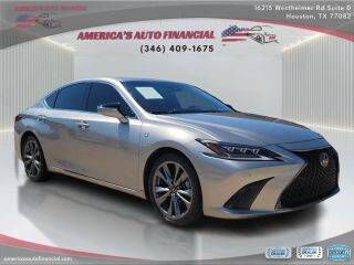 2019 LEXUS ES