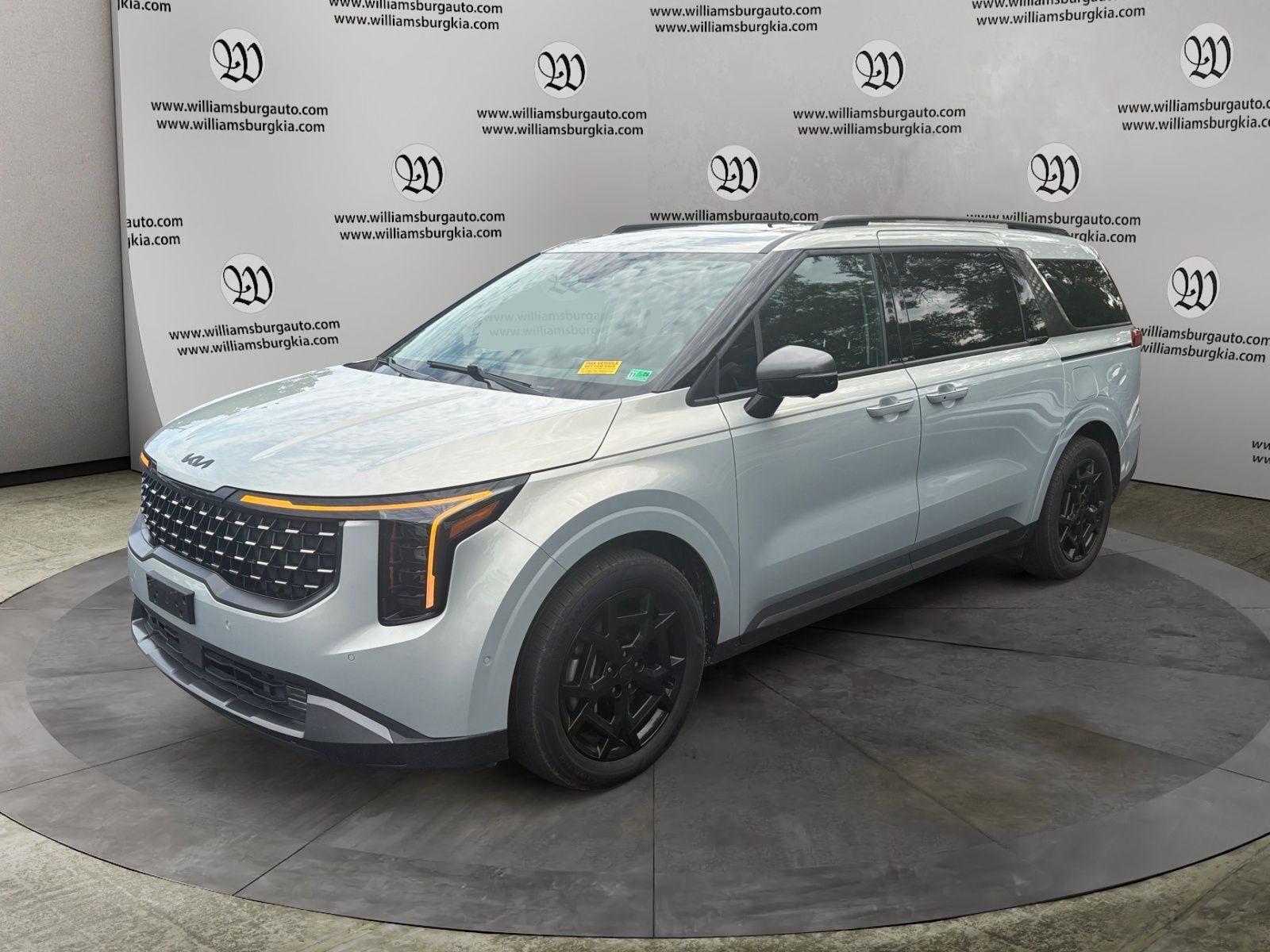 2025 KIA Carnival