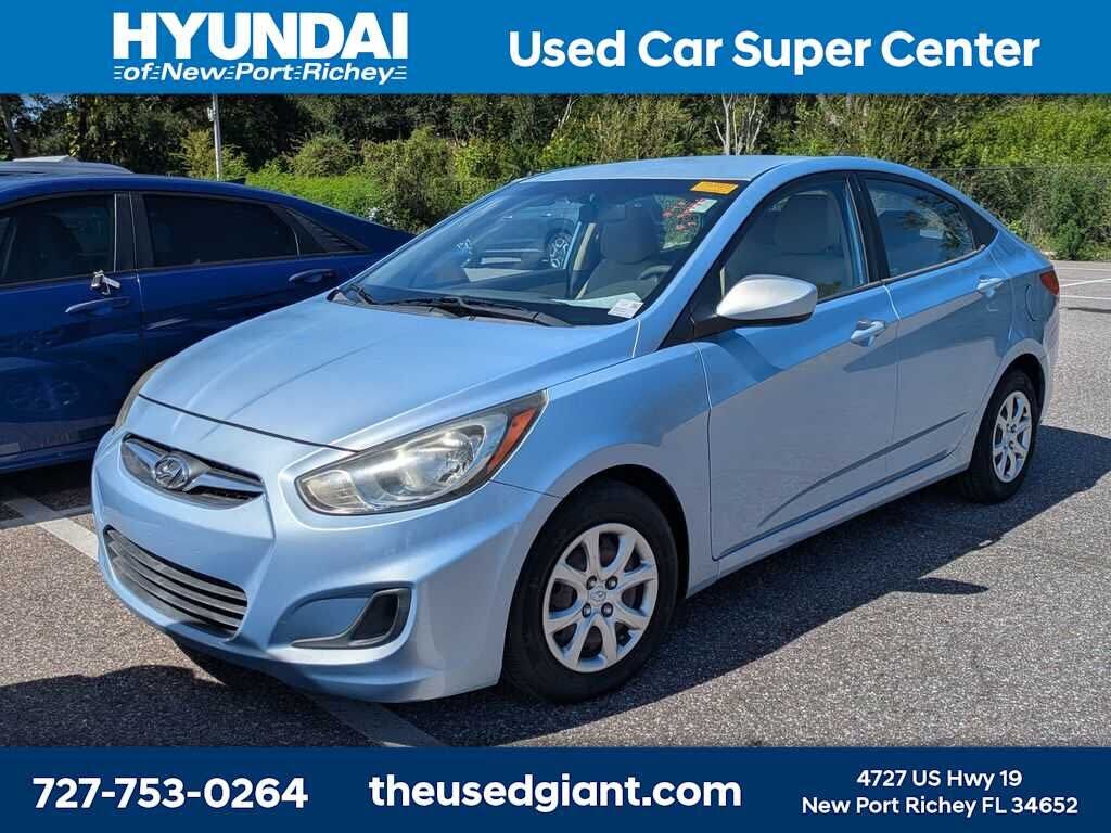 2013 HYUNDAI Accent