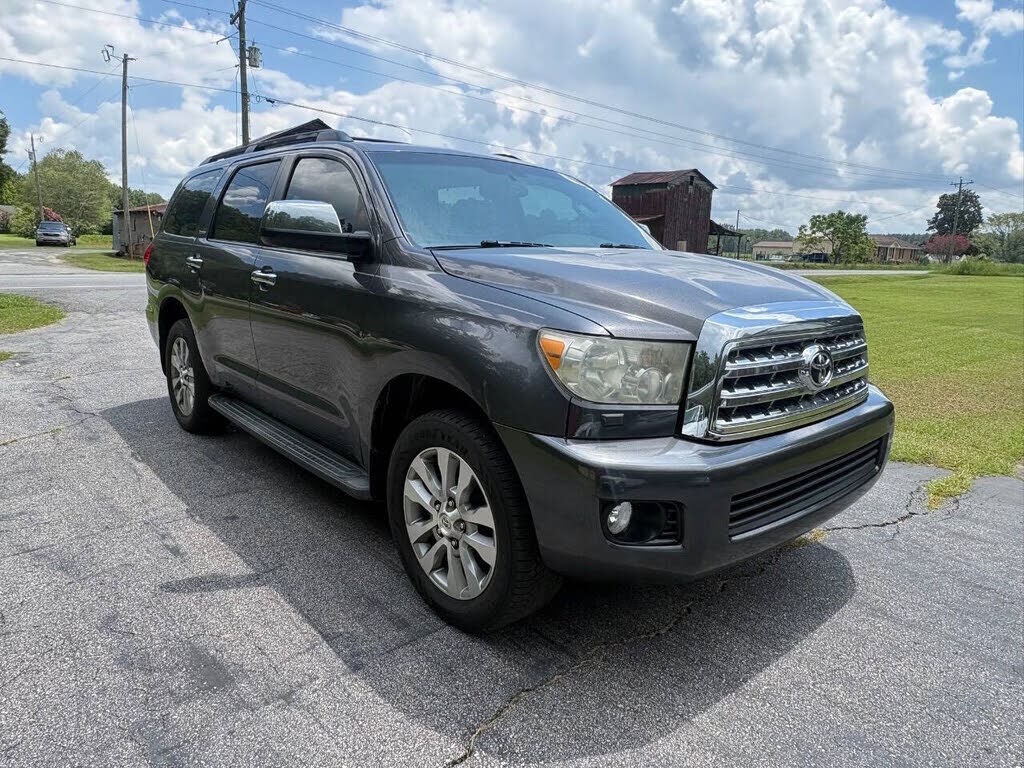 2013 TOYOTA Sequoia