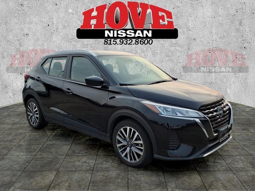 2024 NISSAN Kicks