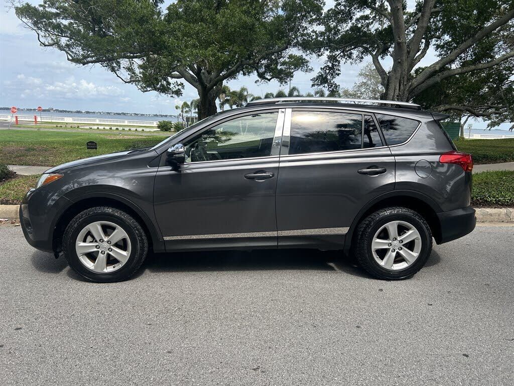 2014 TOYOTA RAV4