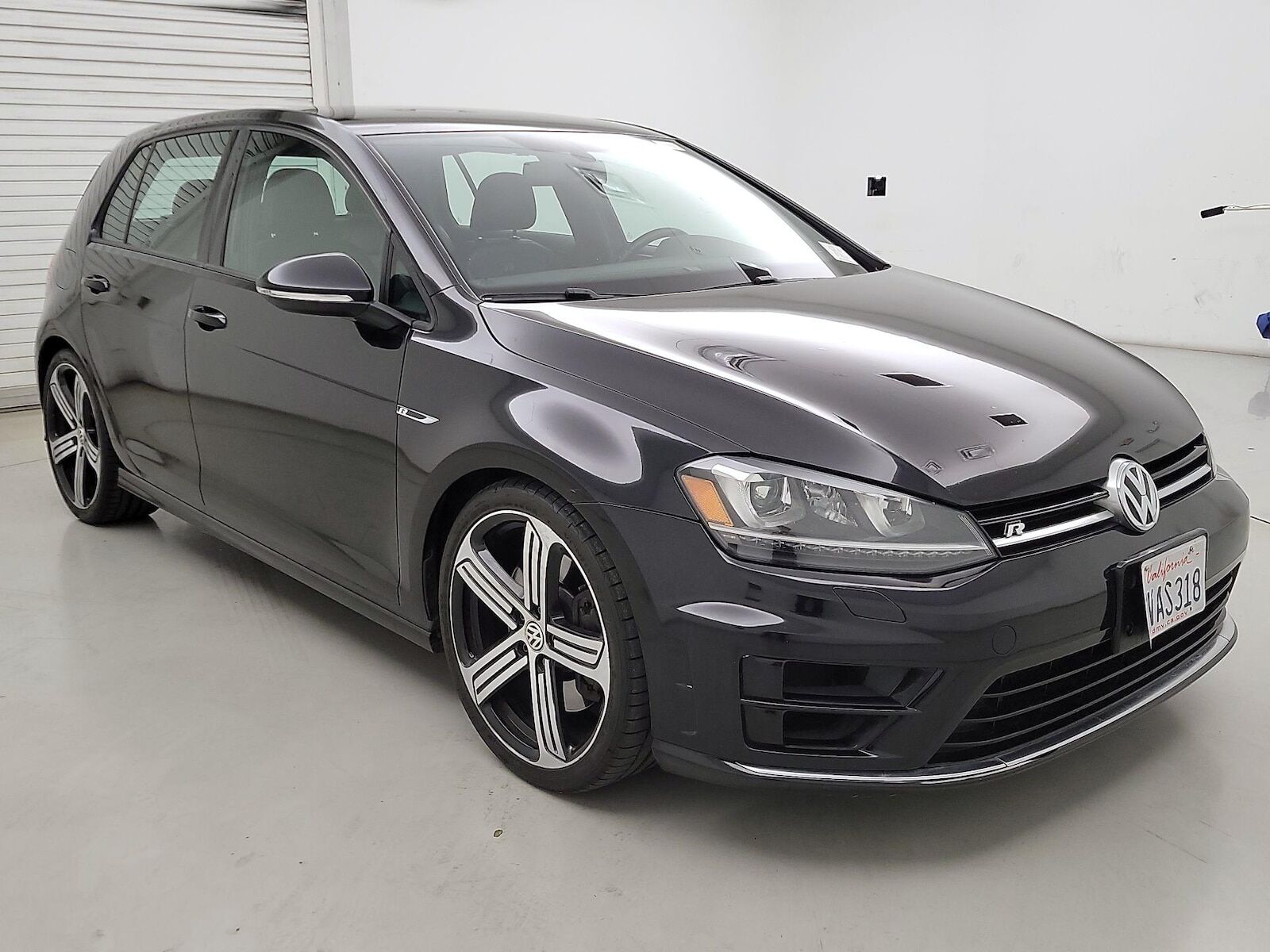 2016 VOLKSWAGEN Golf R