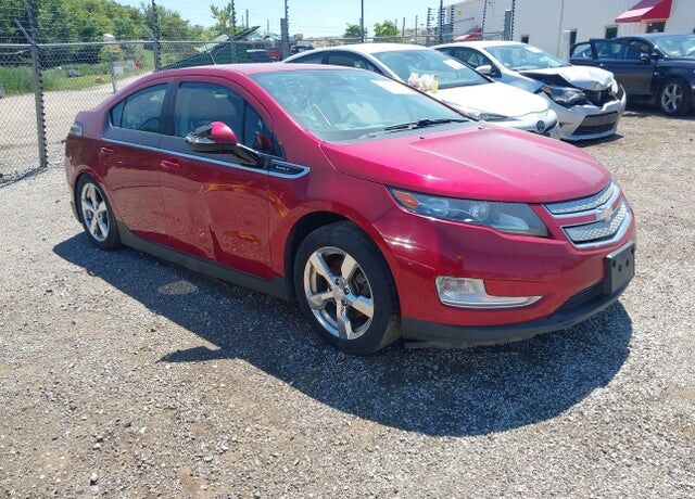 2013 CHEVROLET Volt