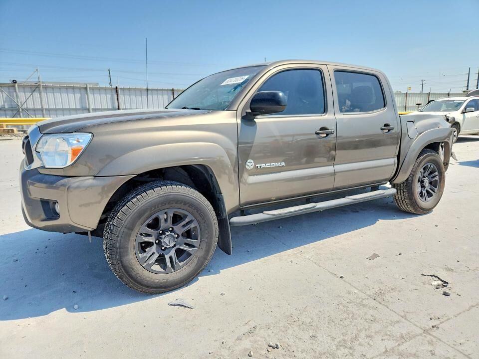 2015 TOYOTA Tacoma