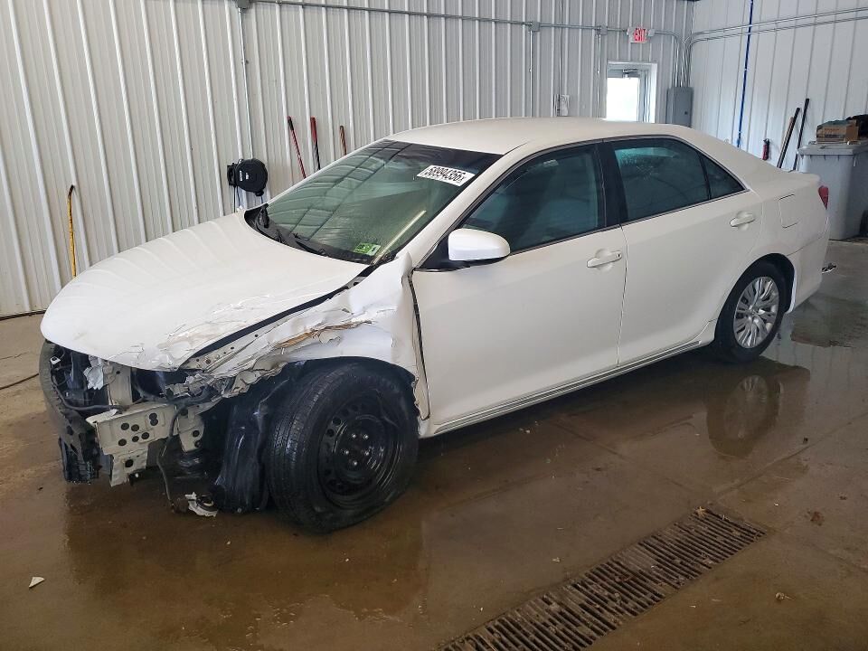 2013 TOYOTA Camry