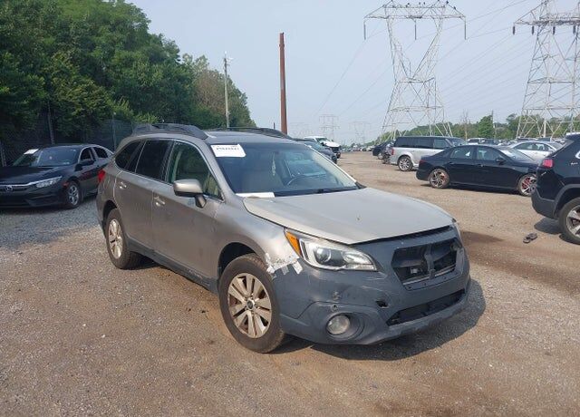 2015 SUBARU Outback