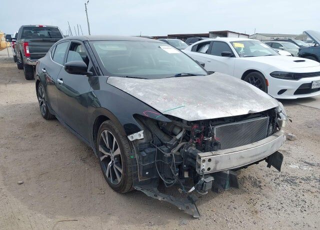 2017 NISSAN Maxima