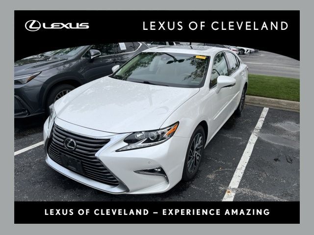 2017 LEXUS ES