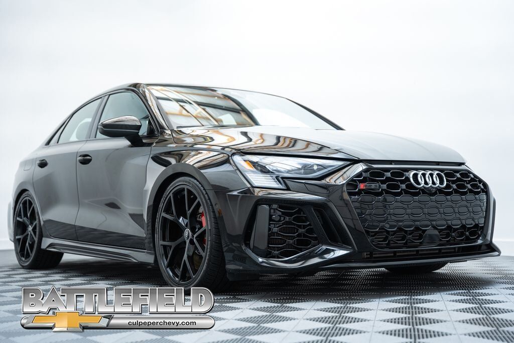 2024 AUDI RS3