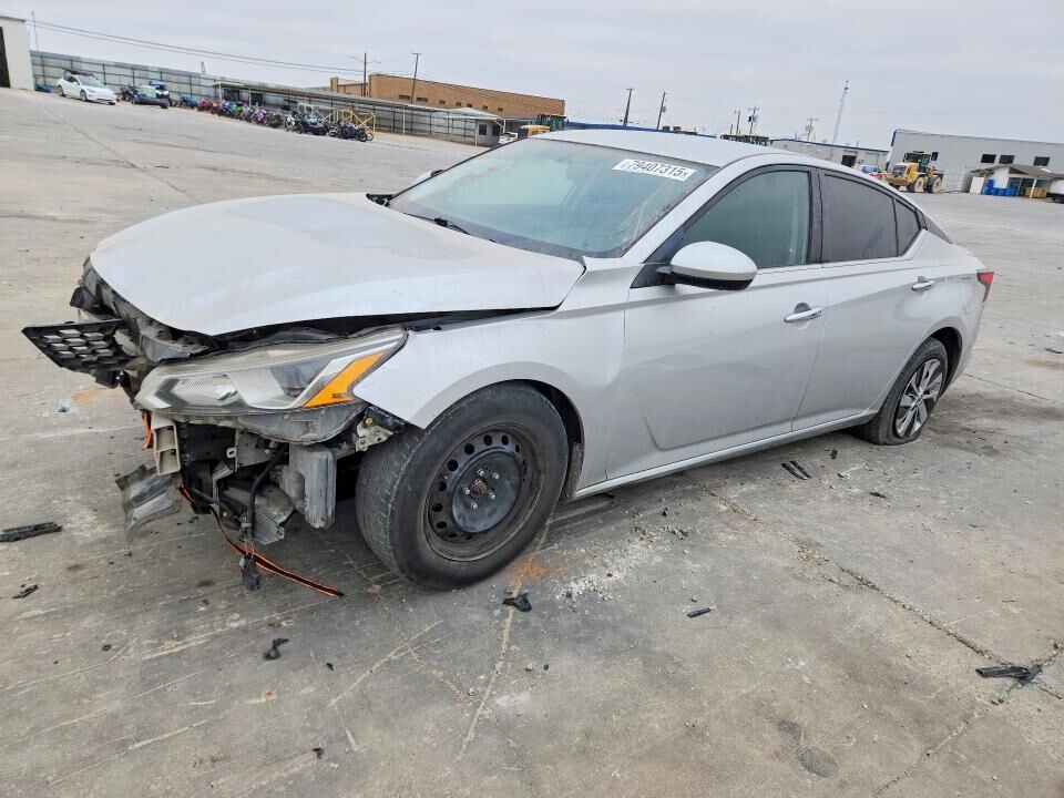 2020 NISSAN Altima