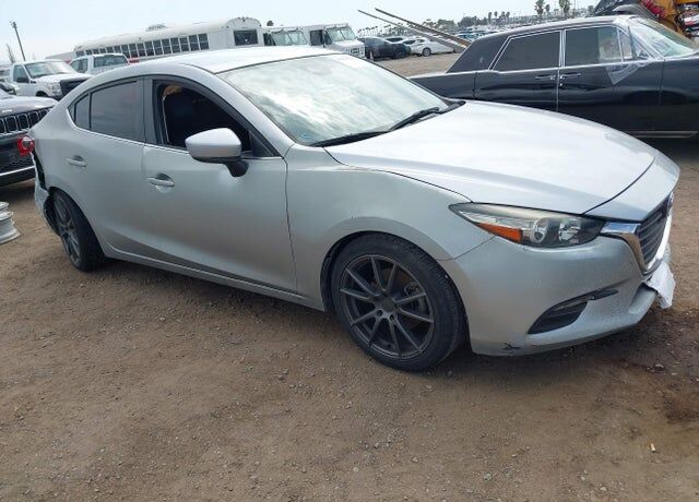 2017 MAZDA Mazda3