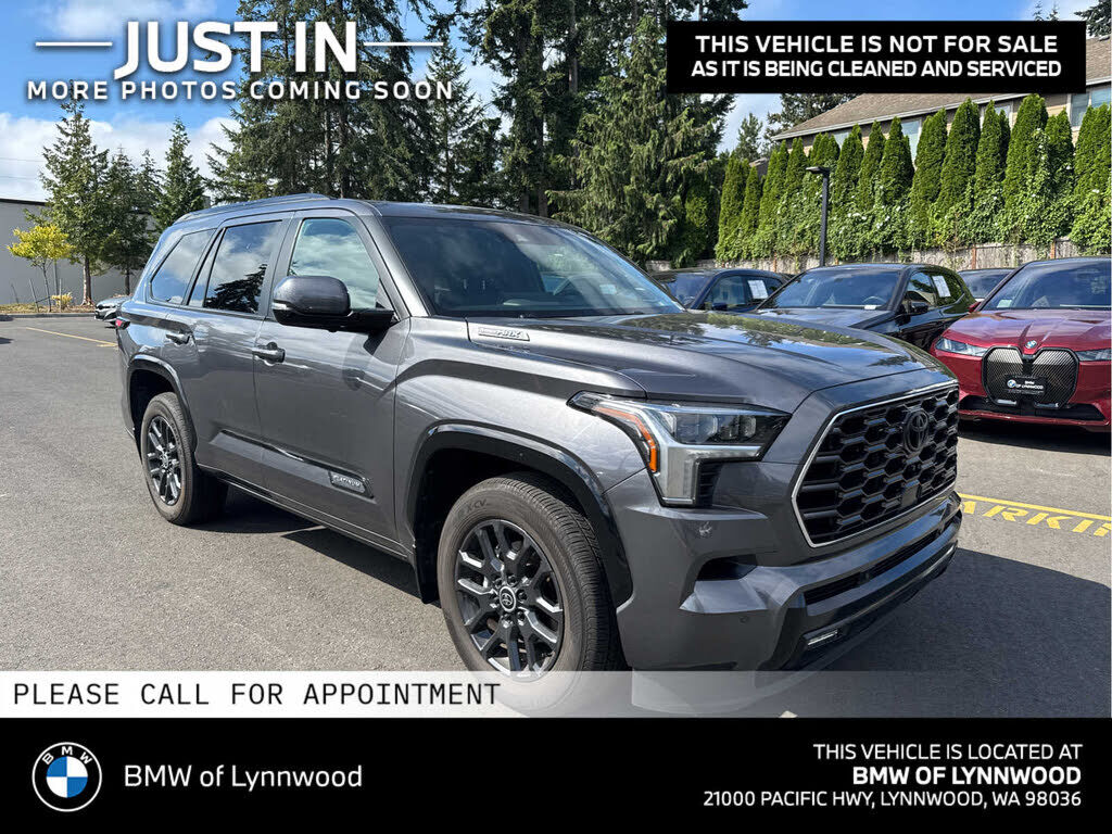 2024 TOYOTA Sequoia