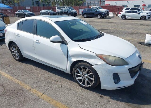 2012 MAZDA Mazda3