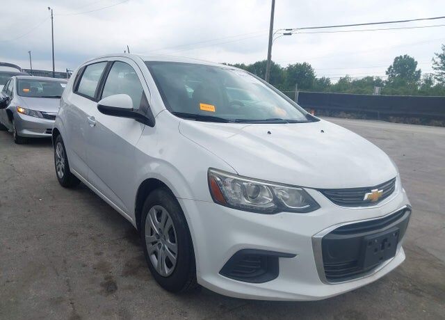 2017 CHEVROLET Sonic
