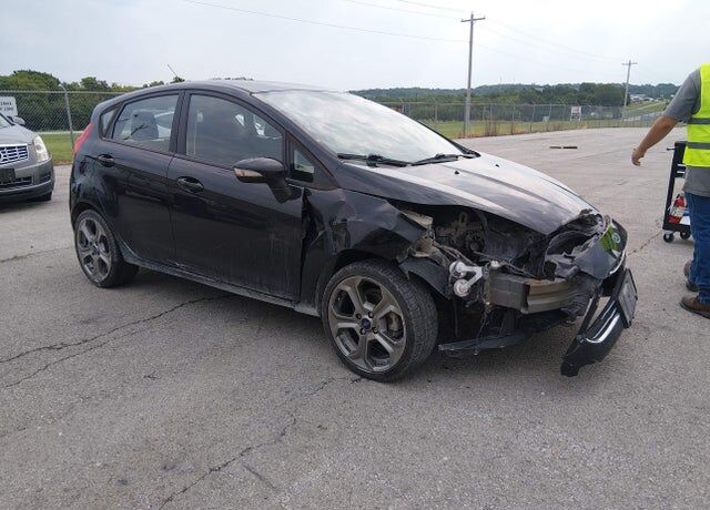2015 FORD Fiesta
