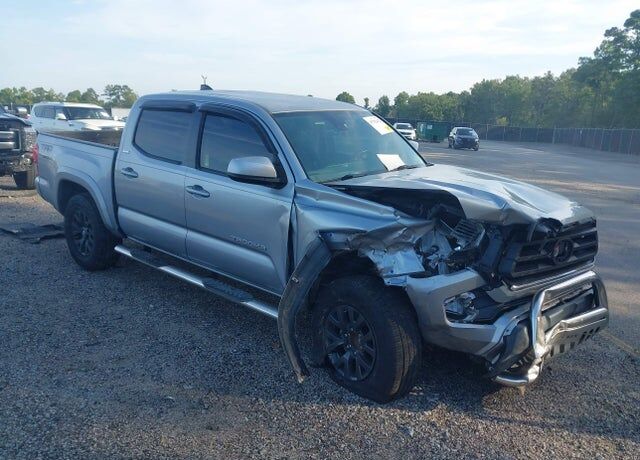 2020 TOYOTA Tacoma