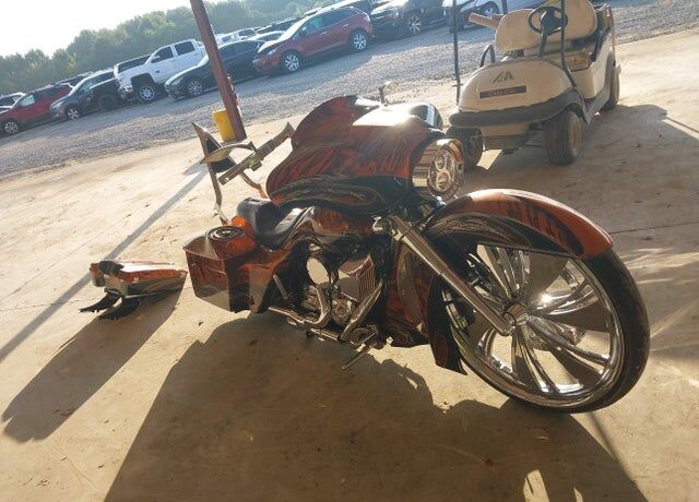 2011 HARLEY DAVIDSON Street Glide