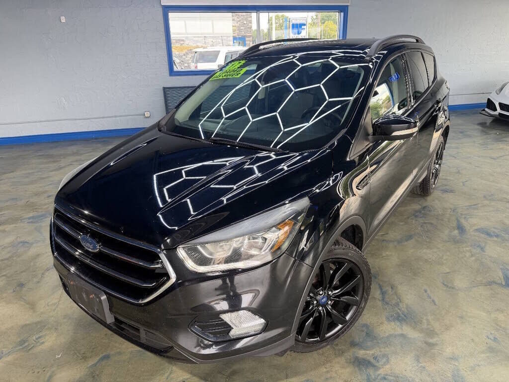 2017 FORD Escape