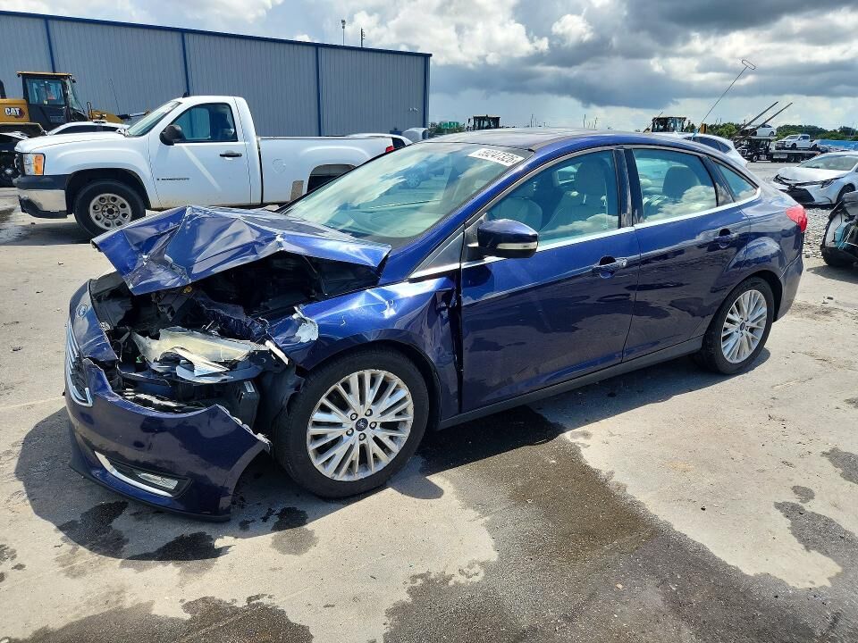 2017 FORD Focus