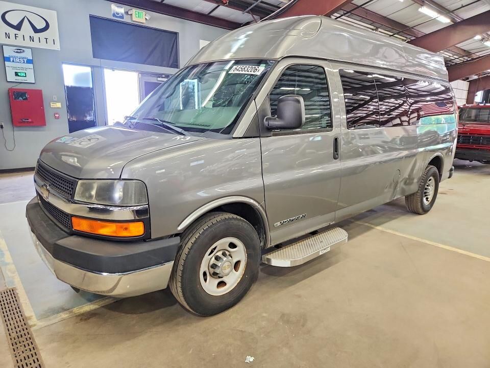 2012 CHEVROLET Express