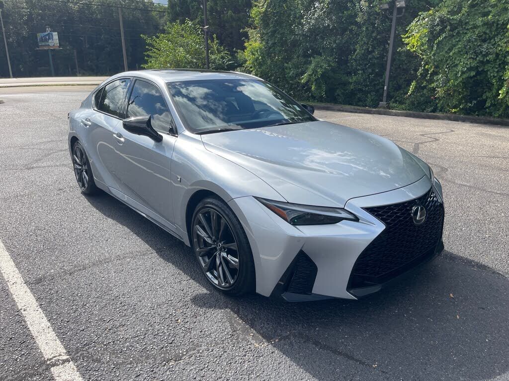 2025 LEXUS IS
