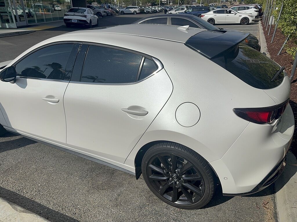 2021 MAZDA Mazda3