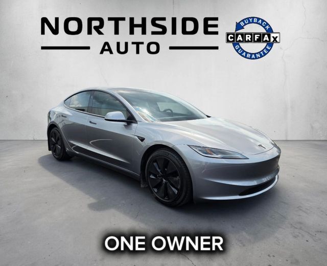 2025 TESLA Model 3