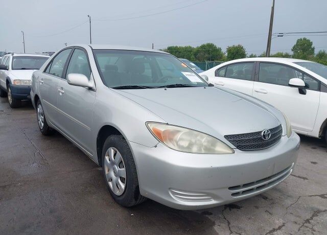 2002 TOYOTA Camry