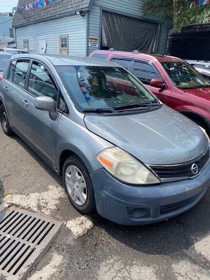 2010 NISSAN Versa