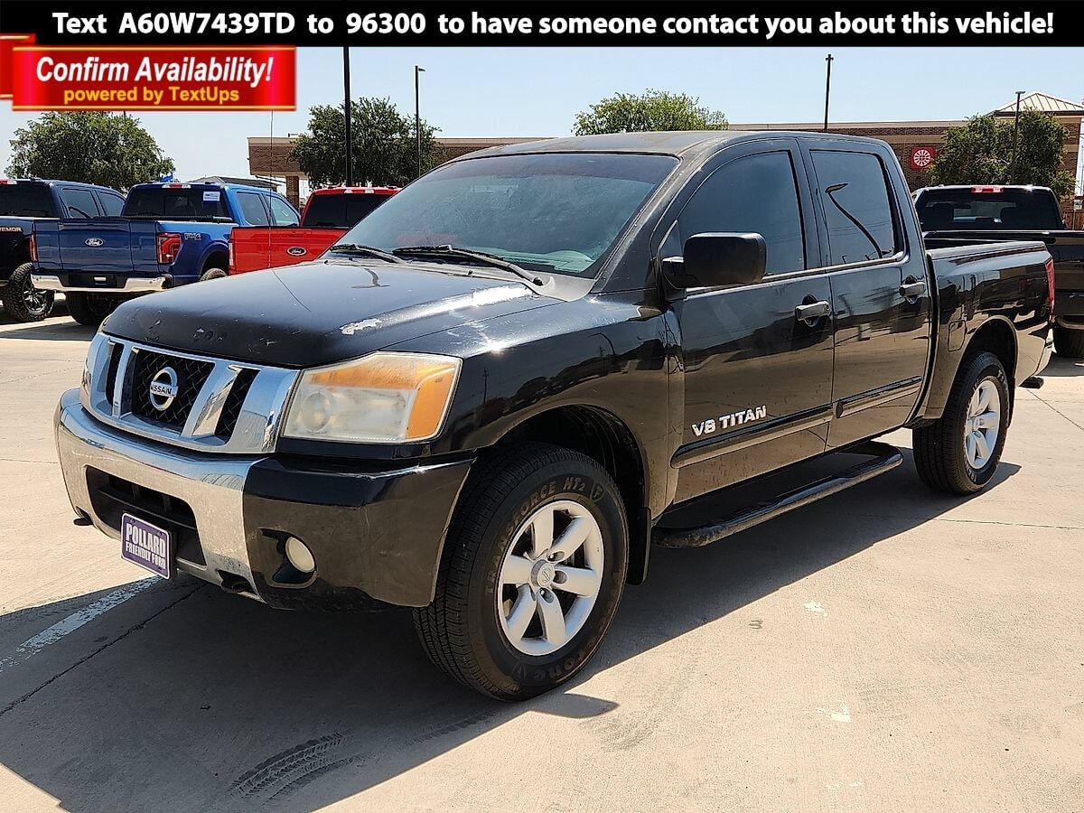 2011 NISSAN Titan