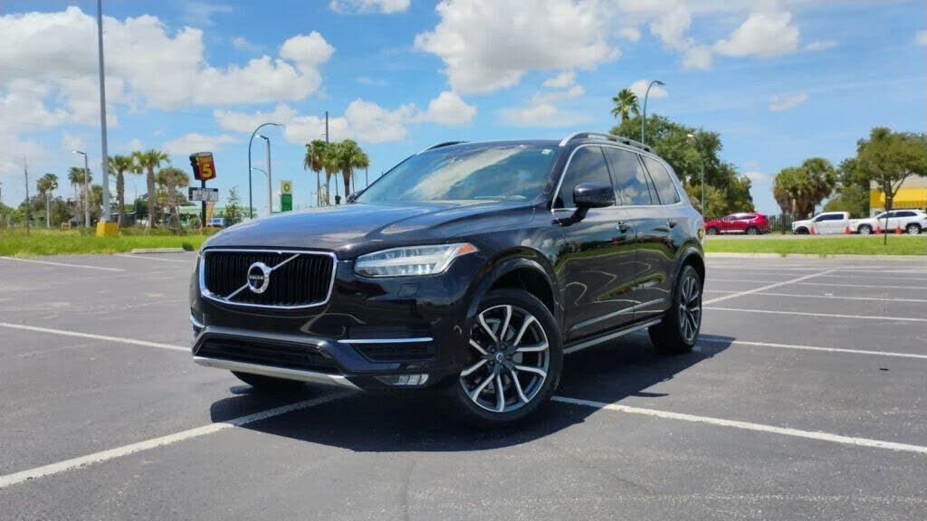 2019 VOLVO XC90