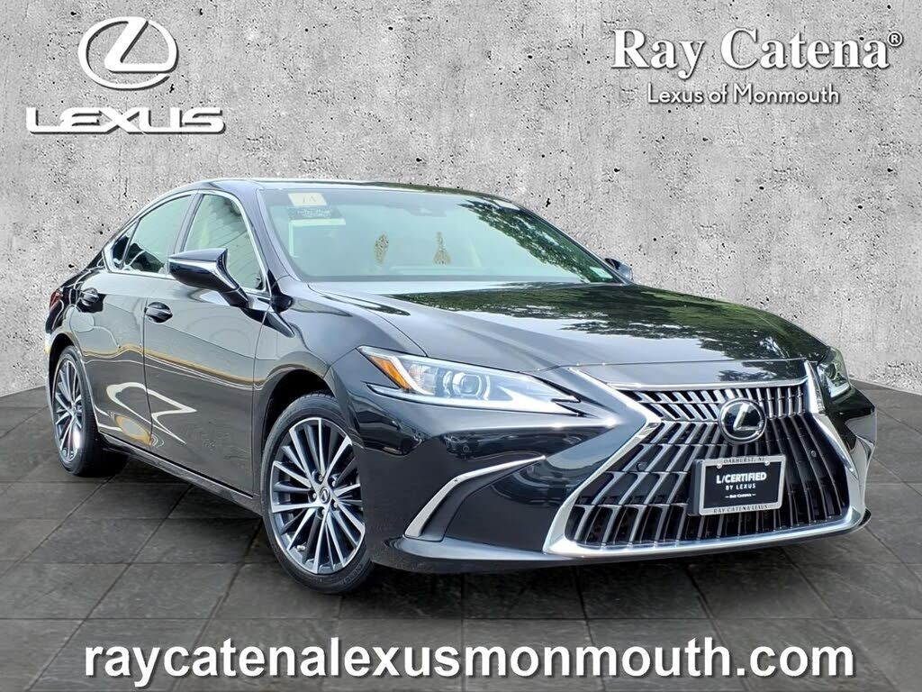 2024 LEXUS ES