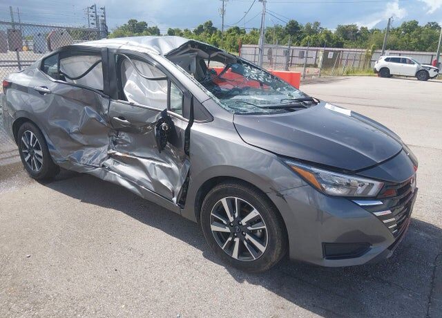 2025 NISSAN Versa