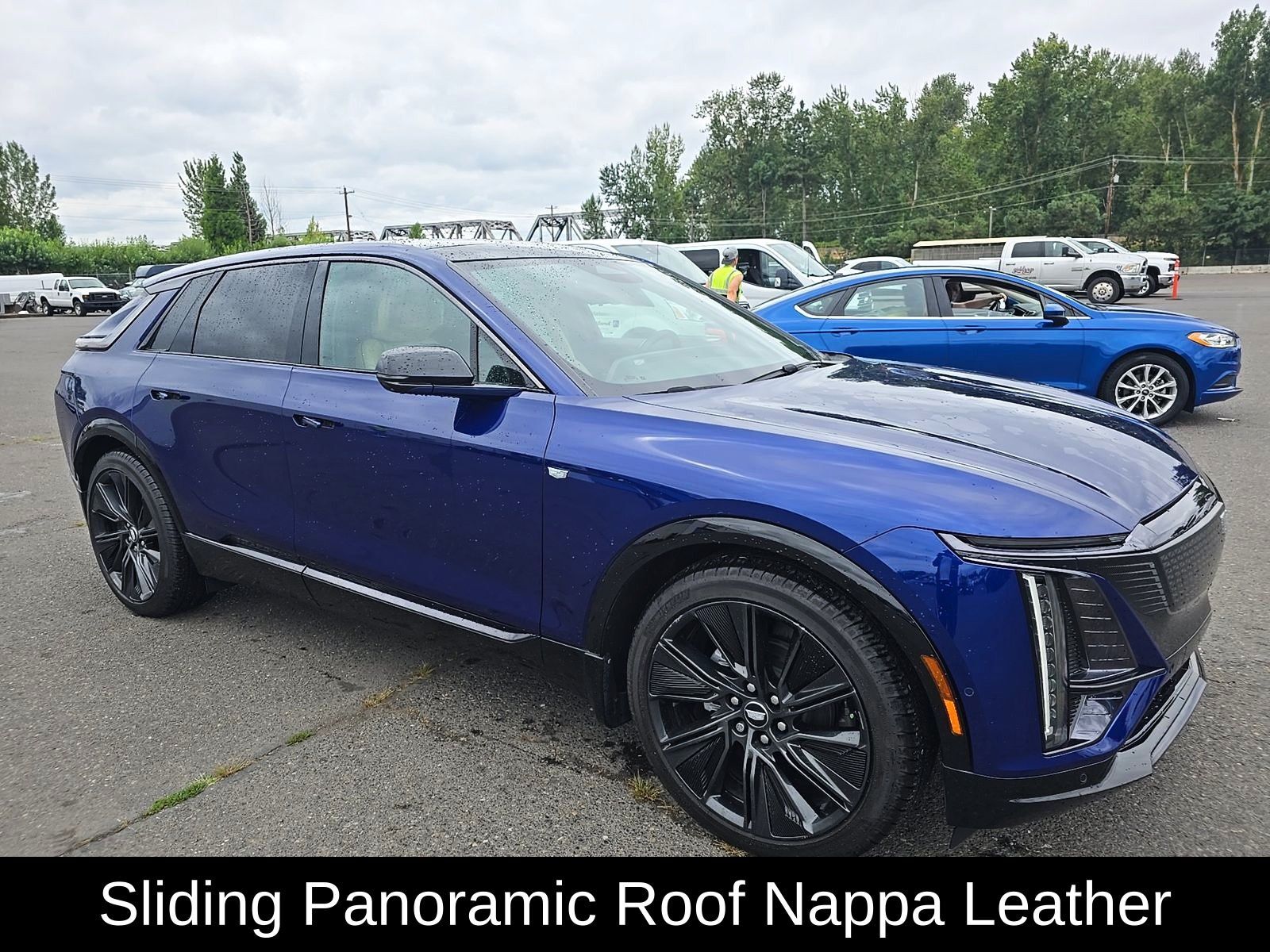 2024 CADILLAC Lyriq