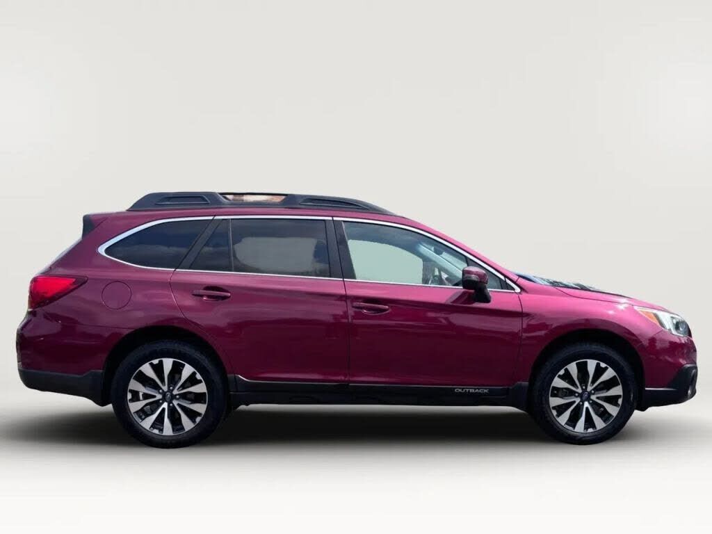 2016 SUBARU Outback