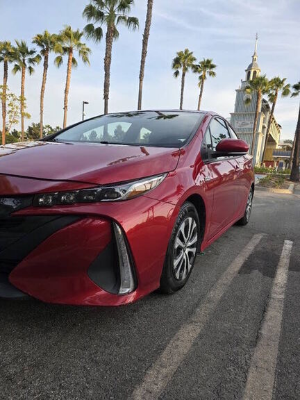 2021 TOYOTA Prius