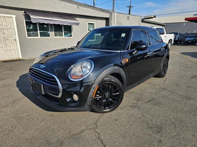 2018 MINI Cooper