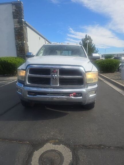 2011 DODGE Ram