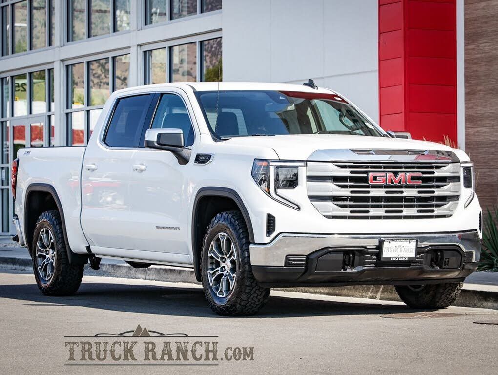 2024 GMC Sierra