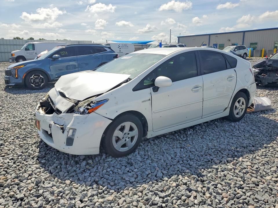 2011 TOYOTA PRIUS