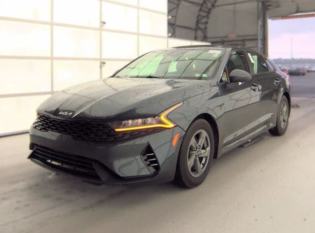 2022 KIA K5