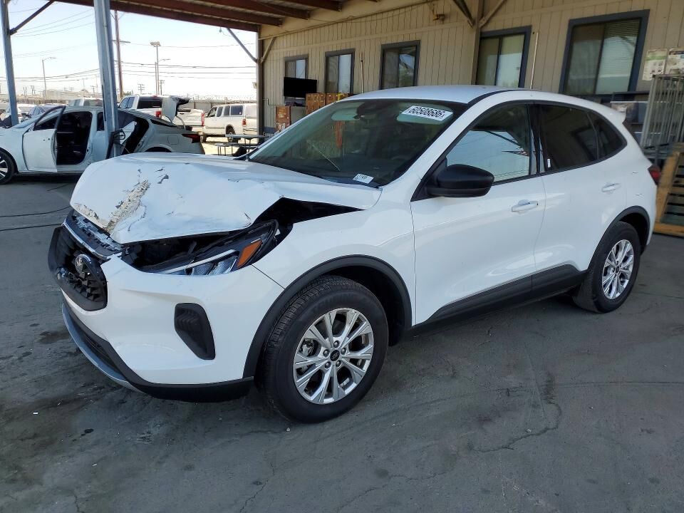2025 FORD Escape