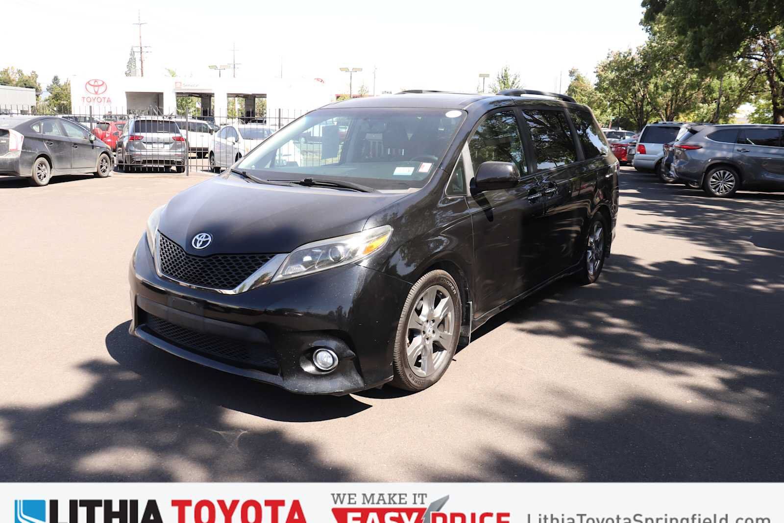 2017 TOYOTA Sienna