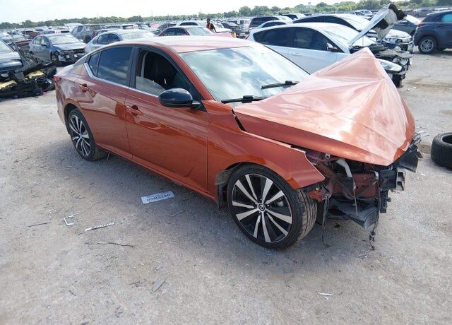 2022 NISSAN Altima