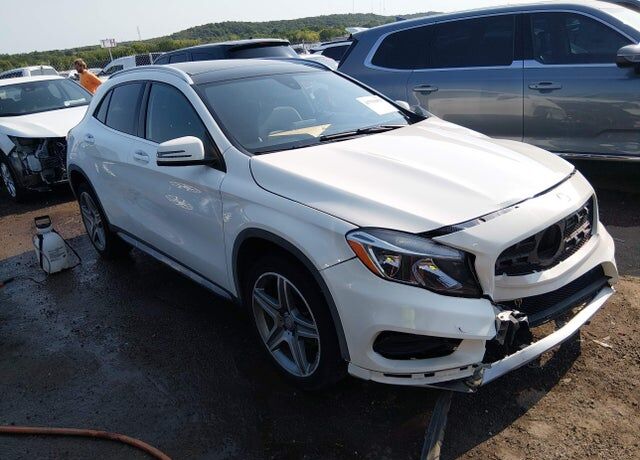 2017 MERCEDES-BENZ GLA-Class