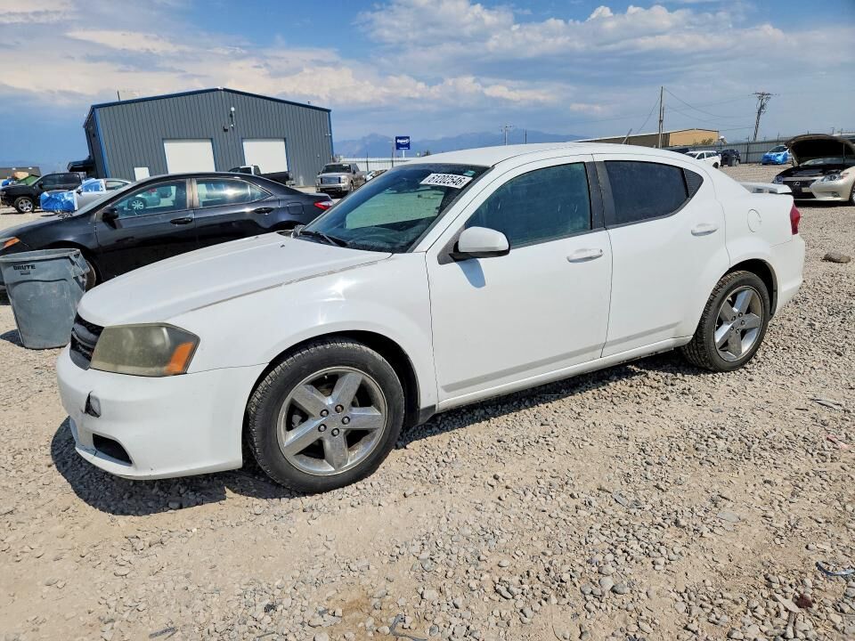2014 DODGE Avenger