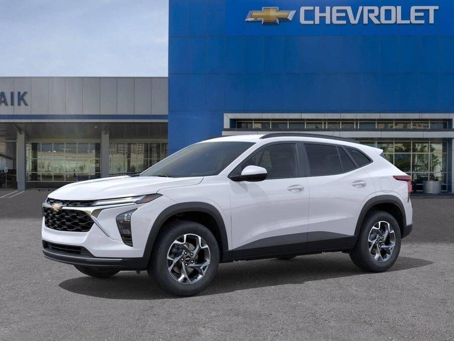 2026 CHEVROLET Trax