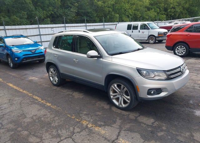 2013 VOLKSWAGEN Tiguan